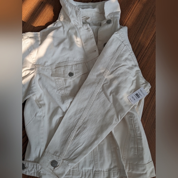 NWT XS Denim Jacket - Picture 4 of 5